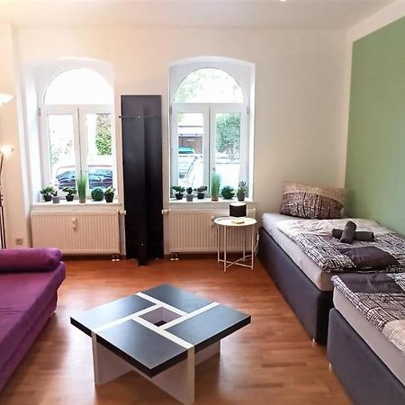 Apartment Fuer Bis Zu 7 Personen Mit Balkon 哈尔伯施塔特 外观 照片
