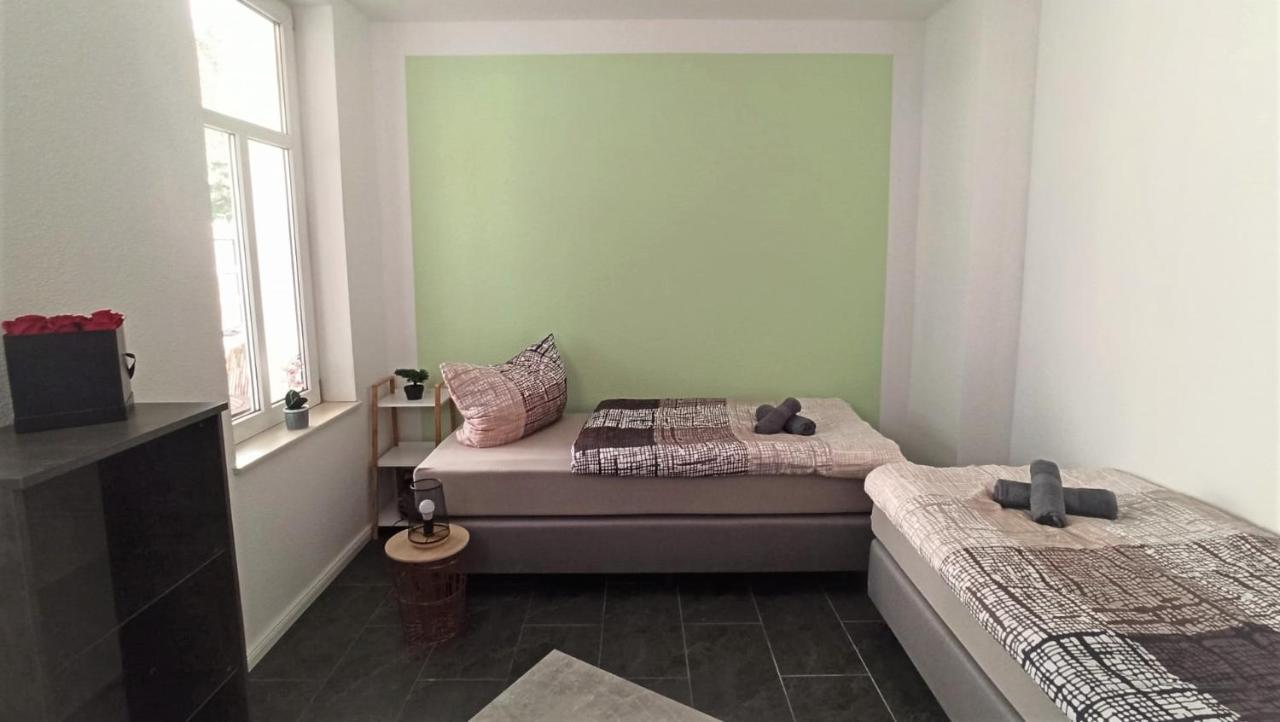 Apartment Fuer Bis Zu 7 Personen Mit Balkon 哈尔伯施塔特 外观 照片