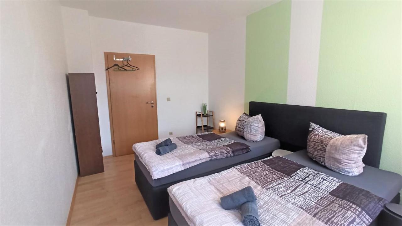 Apartment Fuer Bis Zu 7 Personen Mit Balkon 哈尔伯施塔特 外观 照片