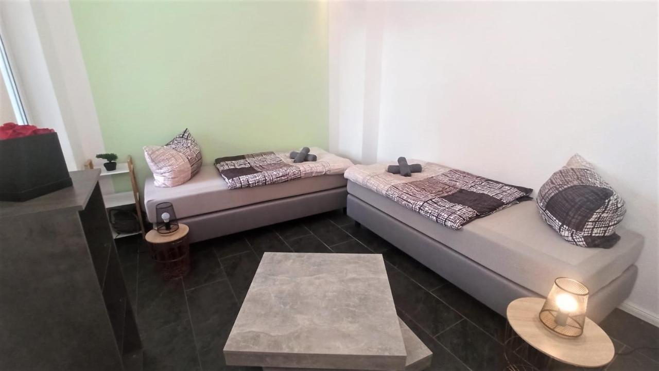 Apartment Fuer Bis Zu 7 Personen Mit Balkon 哈尔伯施塔特 外观 照片
